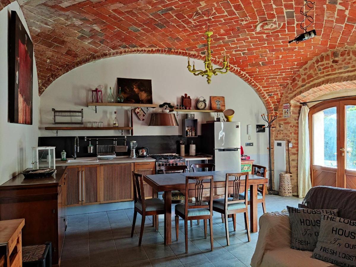 Corte Dell'Uva Belveglio エクステリア 写真